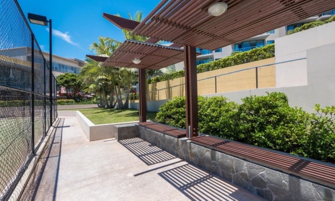 Burleigh Heads Hotel | Swell Resort Burleigh Beach