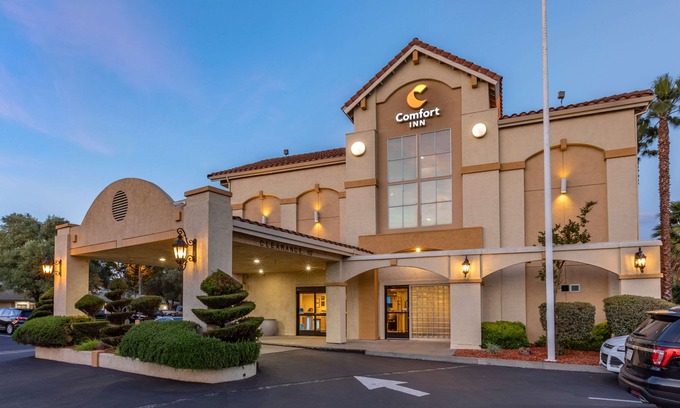 Fairfield Hotel | Comfort Inn Cordelia