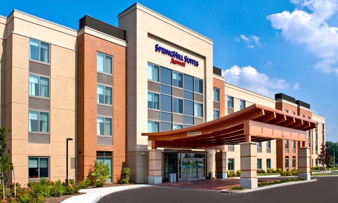 East Syracuse Hotel | SpringHill Suites by Marriott Syracuse Carrier Circle