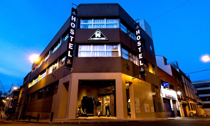 Cuatro Caminos Hotel | Far Home Bernabeu