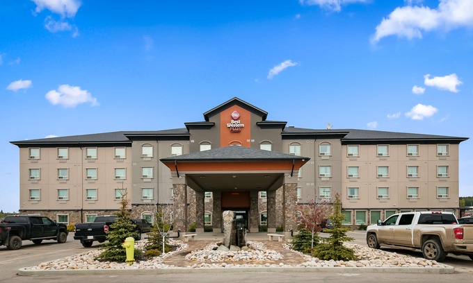 Drayton Valley Hotel | Best Western Plus Drayton Valley All Suites
