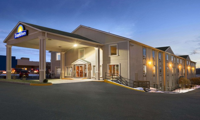 Woodstock Hotel | Days Inn by Wyndham Woodstock