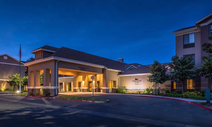 Raisin Hotel | Homewood Suites by Hilton Fresno