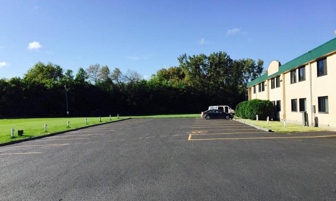 Portage La Prairie Hotel | Days Inn by Wyndham Portage La Prairie