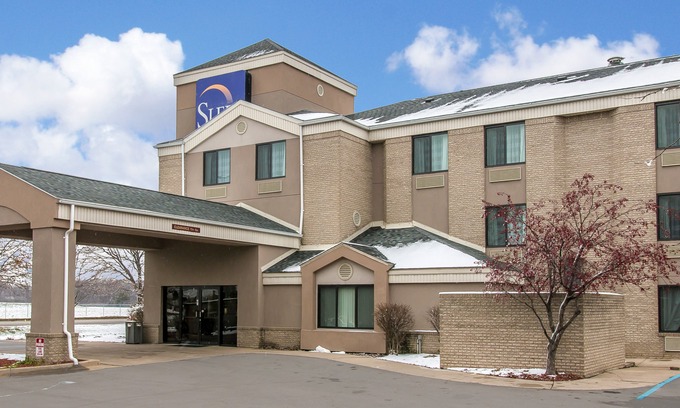 Flat Rock Hotel | Baymont by Wyndham Flat Rock