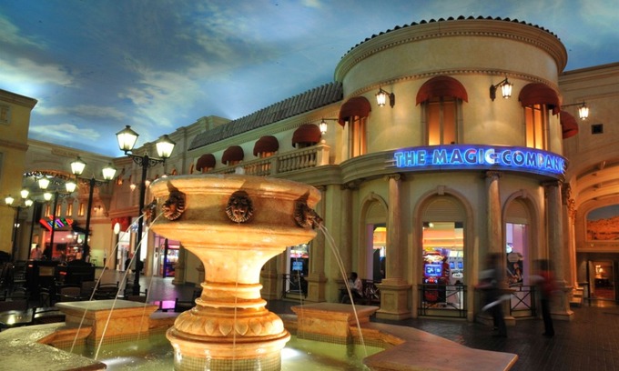 O.R. Tambo Hotel | Peermont Metcourt at Emperors Palace