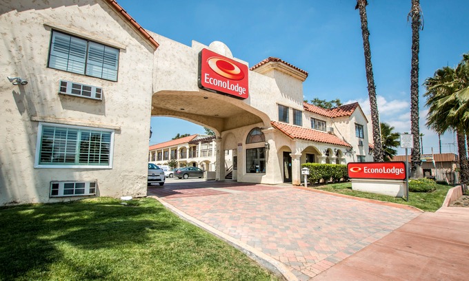 Moreno Valley Hotel | Econo Lodge Moreno Valley