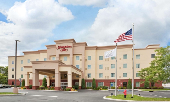 Kingston Hotel | Hampton Inn Kingston