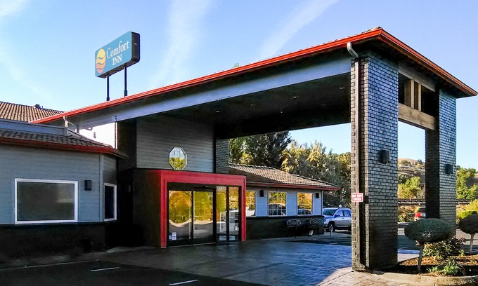 The Dalles Hotel | Comfort Inn Columbia Gorge