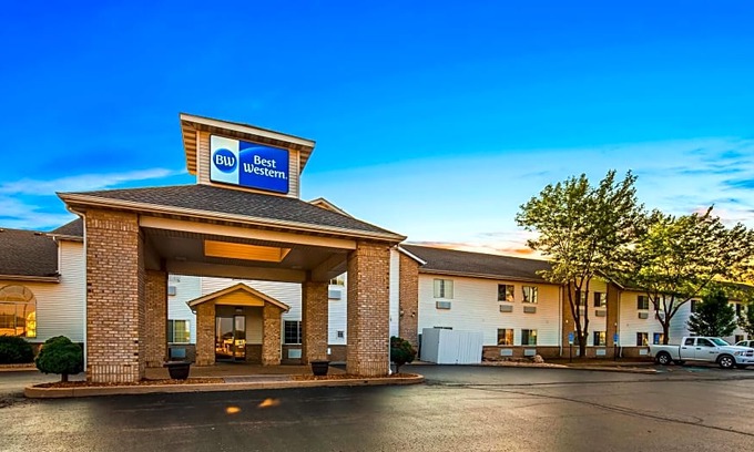 Oglesby Hotel | Best Western Oglesby Inn