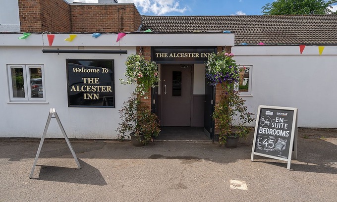 Alcester Hotel | Alcester Inn