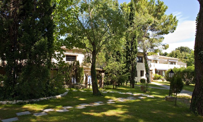 Les Platrieres Hotel | Le Mas d'Entremont