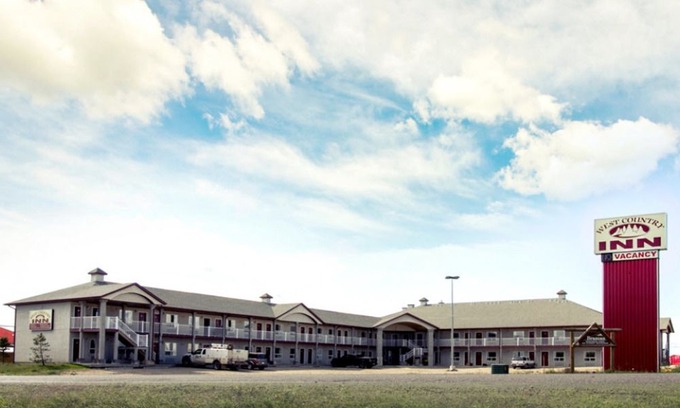 Drayton Valley Hotel | West Country Inn