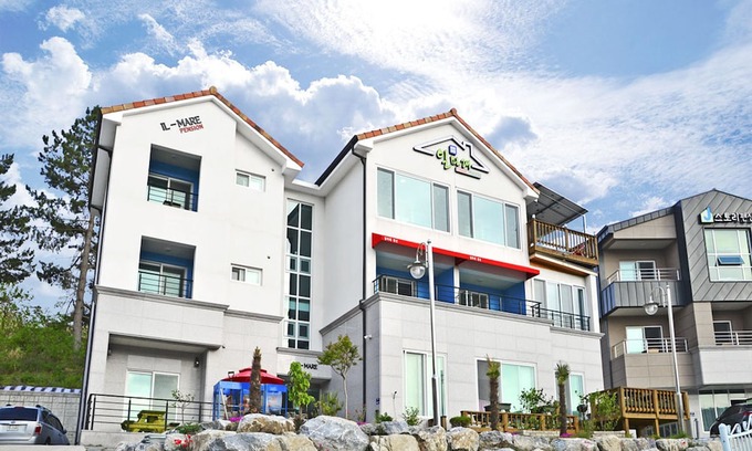 Samcheok Hotel | Janghohang Ilmare Pension