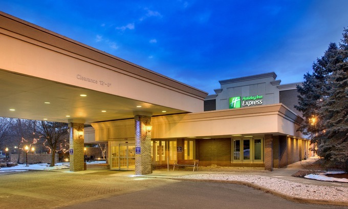 Poughkeepsie Hotel | Holiday Inn Express Poughkeepsie, an Ihg Hotel