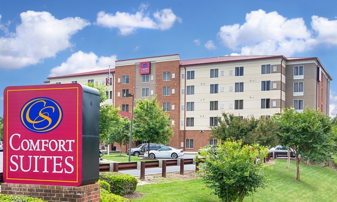 Glen Allen Hotel | Comfort Suites at Virginia Center Commons