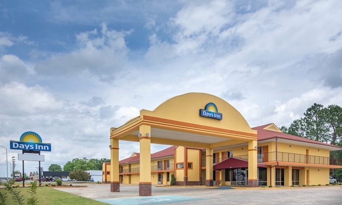Muscle Shoals Hotel | Days Inn by Wyndham Muscle Shoals Florence