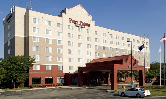 Romulus Hotel | Four Points by Sheraton Detroit Metro Airport