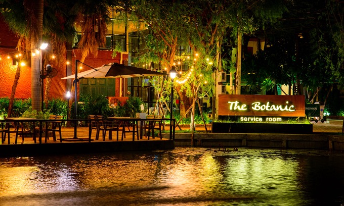 Khlong Kluea Hotel | Botanic Service Room @ Impact Muangthongthani