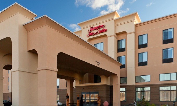 Fairbanks Hotel | Hampton Inn & Suites Fairbanks