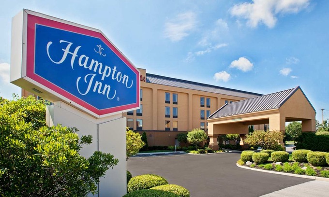 Lima Hotel | Hampton Inn Lima