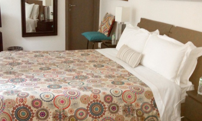 Santa Croce Hotel | Sun House