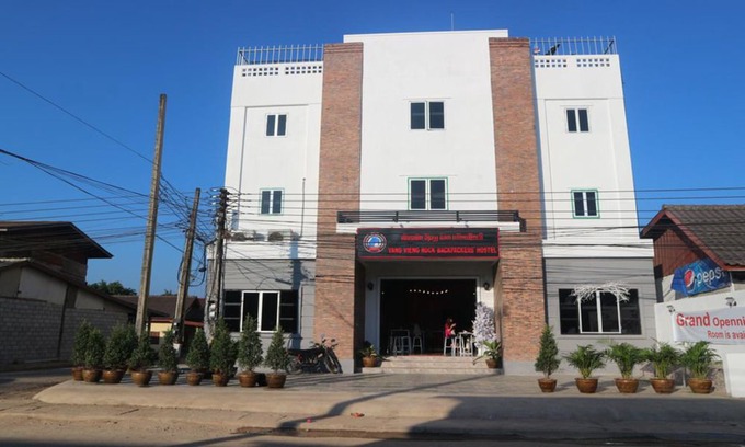 Vang Vieng Hotel | Vangvieng Rock Backpacker Hostel