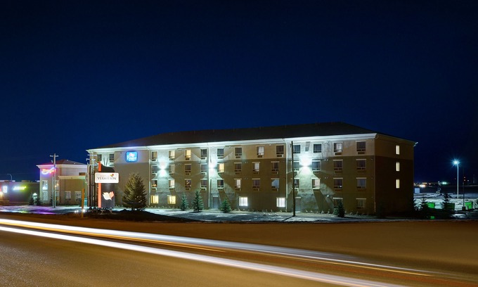 County of Vermilion River Hotel | Pomeroy Inn and Suites Vermilion