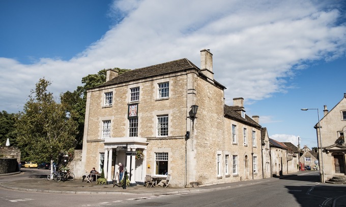 Corsham Hotel | The Methuen Arms