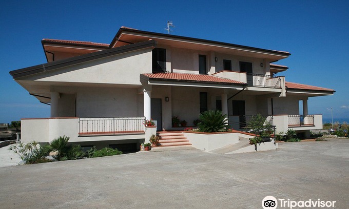 Tortora Marina Hotel | B&B Torre Nave