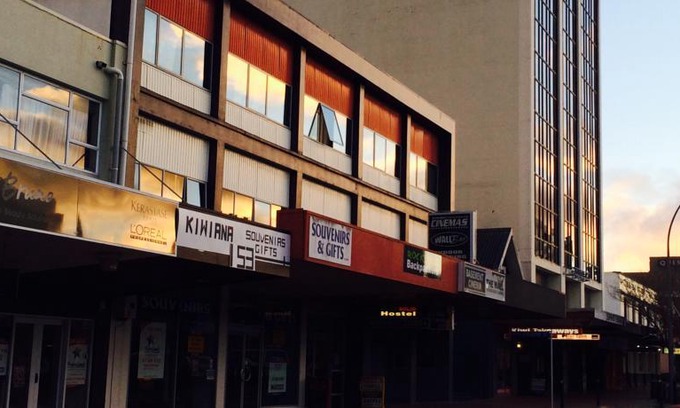 Rotorua Hotel | Rock Solid Backpackers Rotorua