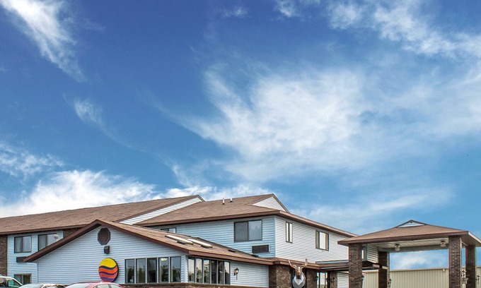 Manistique Hotel | Comfort Inn