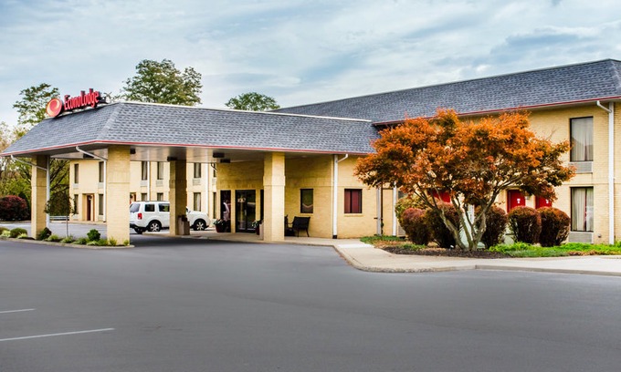 Mifflintown Hotel | Econo Lodge Mifflintown