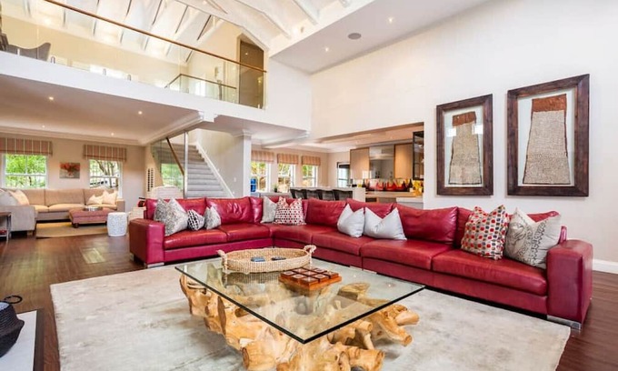Durban North Villa | 51 Avignon · Family-Luxe Escape: Avignon Villa w/ Solar Backup