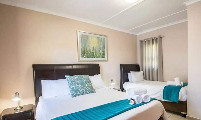 Windhoek House | Ideal Location! Spacious Accommodation, Pools, Short Drive to Maerua Mall!