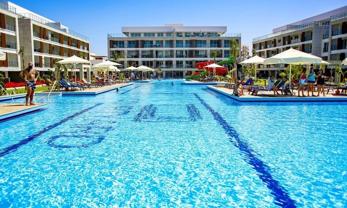 Trikomo Apartment | Charming Flat with Shared Pool Near Beach