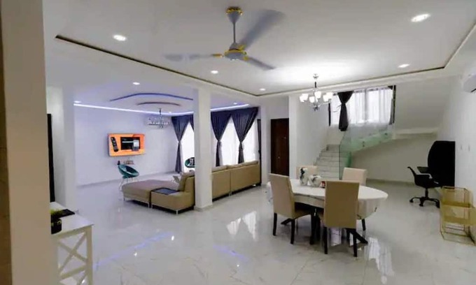 Teshie House | The Arianna: New, Classy 4-Bedrm Hse in Tse Addo