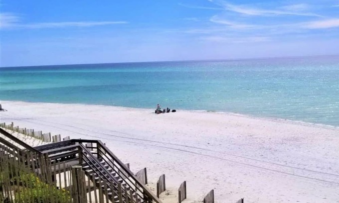 Seacrest Villa | 4 Bedroom on Scenic 30A with Plunge Pool ~ Sea Bluffs Villa