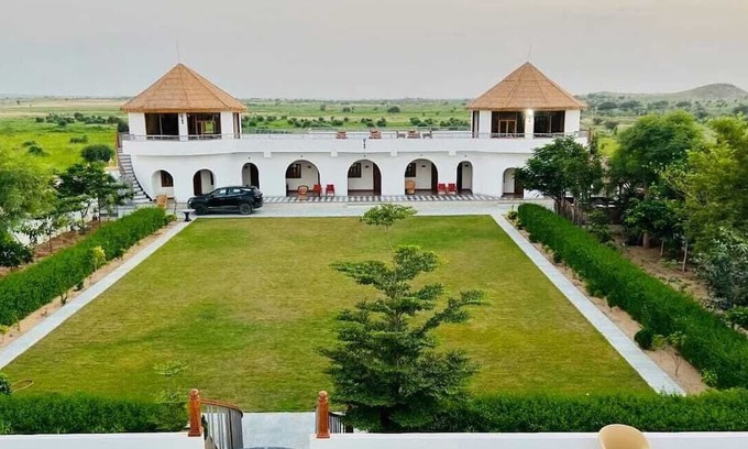 Jaisalmer Hotel | TheRoi Resort In Deora Jaisalmer