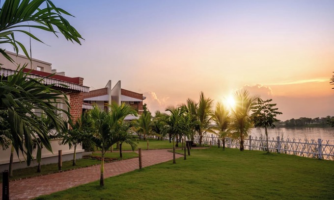 Lalbagh Resort | JALCHHABI HOTEL AND RESORT