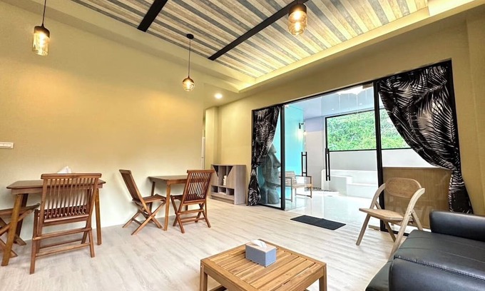 Xiaoliuqiu Bed & Breakfast | LAZY TIME