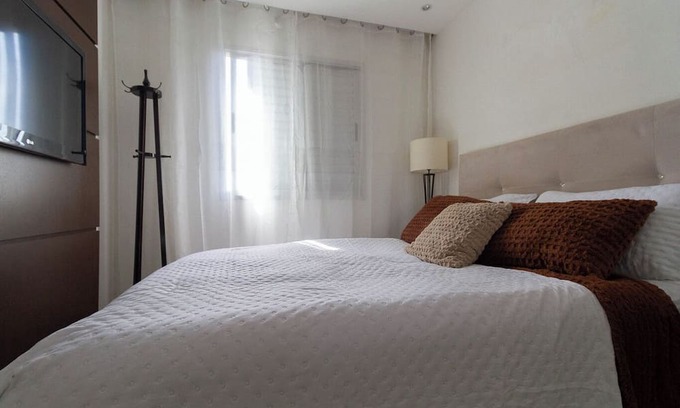 Sao Paulo Apartment | Apartamento com Lazer Wi-fi e Garagem em Jaragu