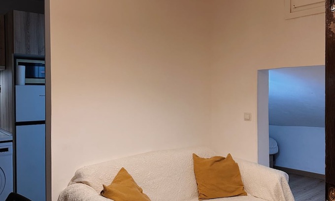 Palos de la Frontera Apartment | Attic in Lavapiés near Atocha
