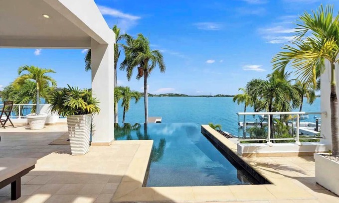 Maho Villa | Villa 3 in Dutch Lowland by Personal Villas - A Perfect Home Away from Home