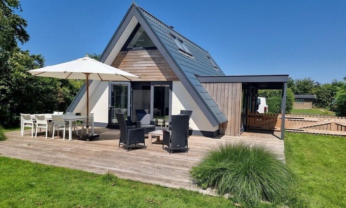 Groote Keeten Boat Rental | SP 3 Comfortable holiday residence