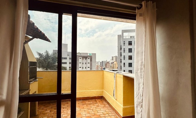 Belo Horizonte Apartment | Estúdio Mangabeiras com Área Gourmet I Ótimo Para Caminhadas pet Friendly