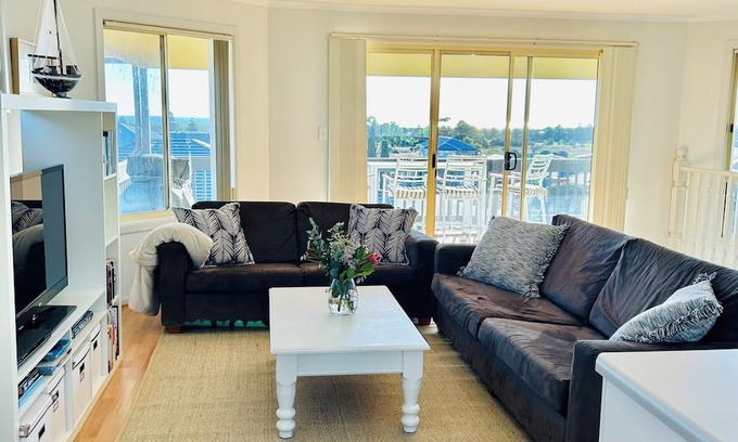 Normanville House | Escape to Nellie's Hideaway and experience a stay at a beautiful vacation home.