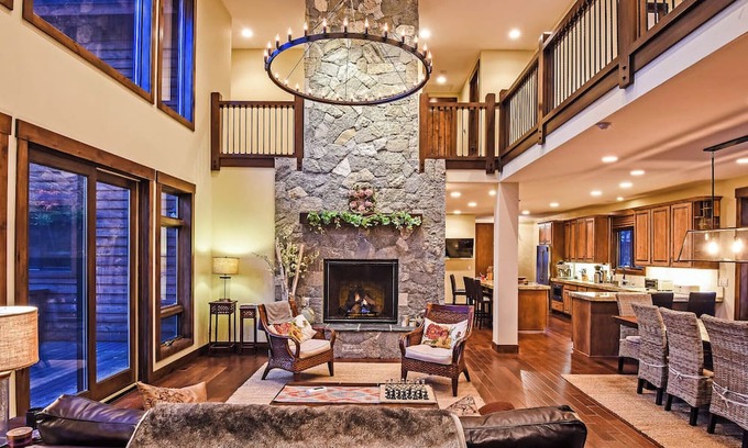 Incline Village Villa | Beautiful Villa in North Lake Tahoe, 7 Minute Drive to Crystal Bay