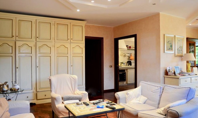 Guidonia Montecelio Apartment | Ameno House Appartamento 130mq