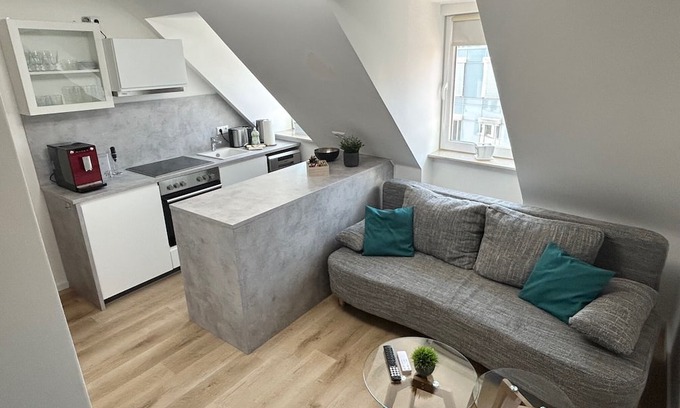 Mitte Apartment | Neue, moderne Wohnung im Zentrum, Schallschutzfenster, DisneyPlus